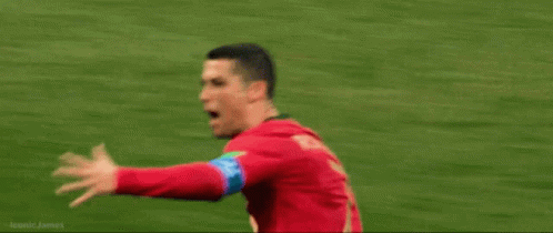 cristiano-ronaldo-gif-7.gif.341b836d74a0a644e20bf47438086f19.gif