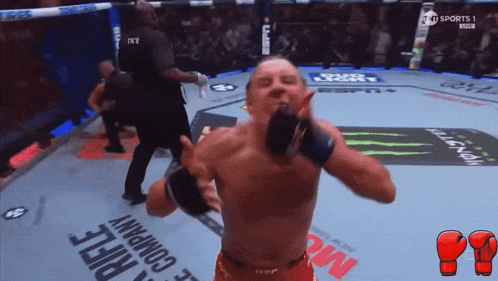 paddy-paddy-pimblett.gif.80d0a9b10334cd509b71d3b976458a89.gif